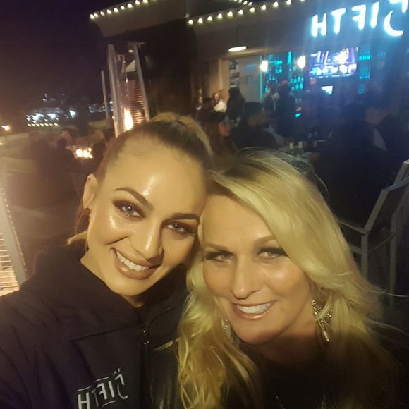 Meet your Posher, Michelle - Picture 1 of 1